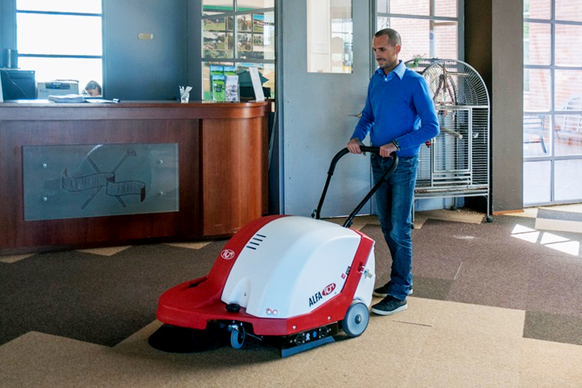 Alfa E Pedestrian Floor Sweeper