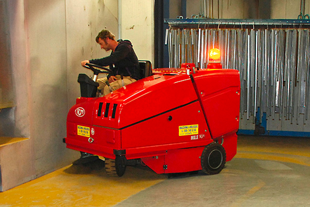 Mille Ride-on Floor Sweeper