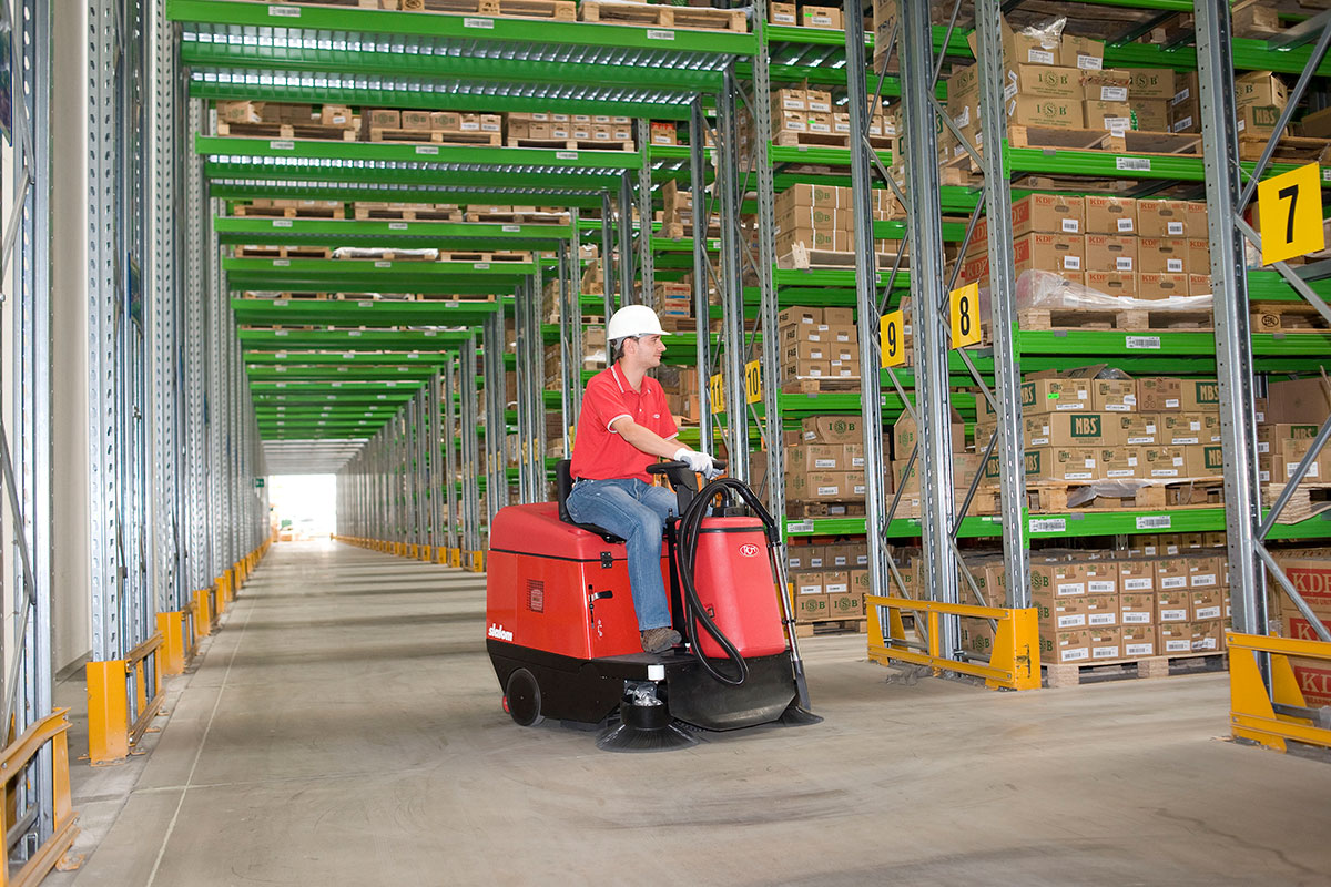 Slalom E Ride-on Floor Sweeper - Image 6