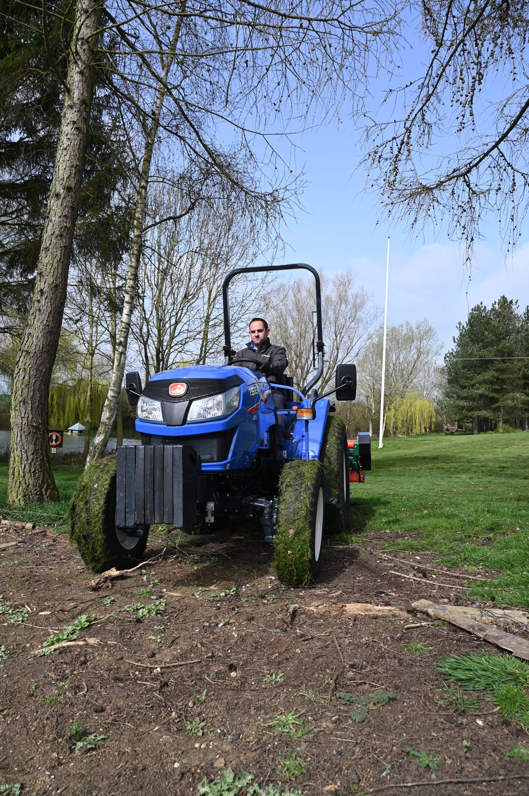 TLE Series Tractor - Image 4