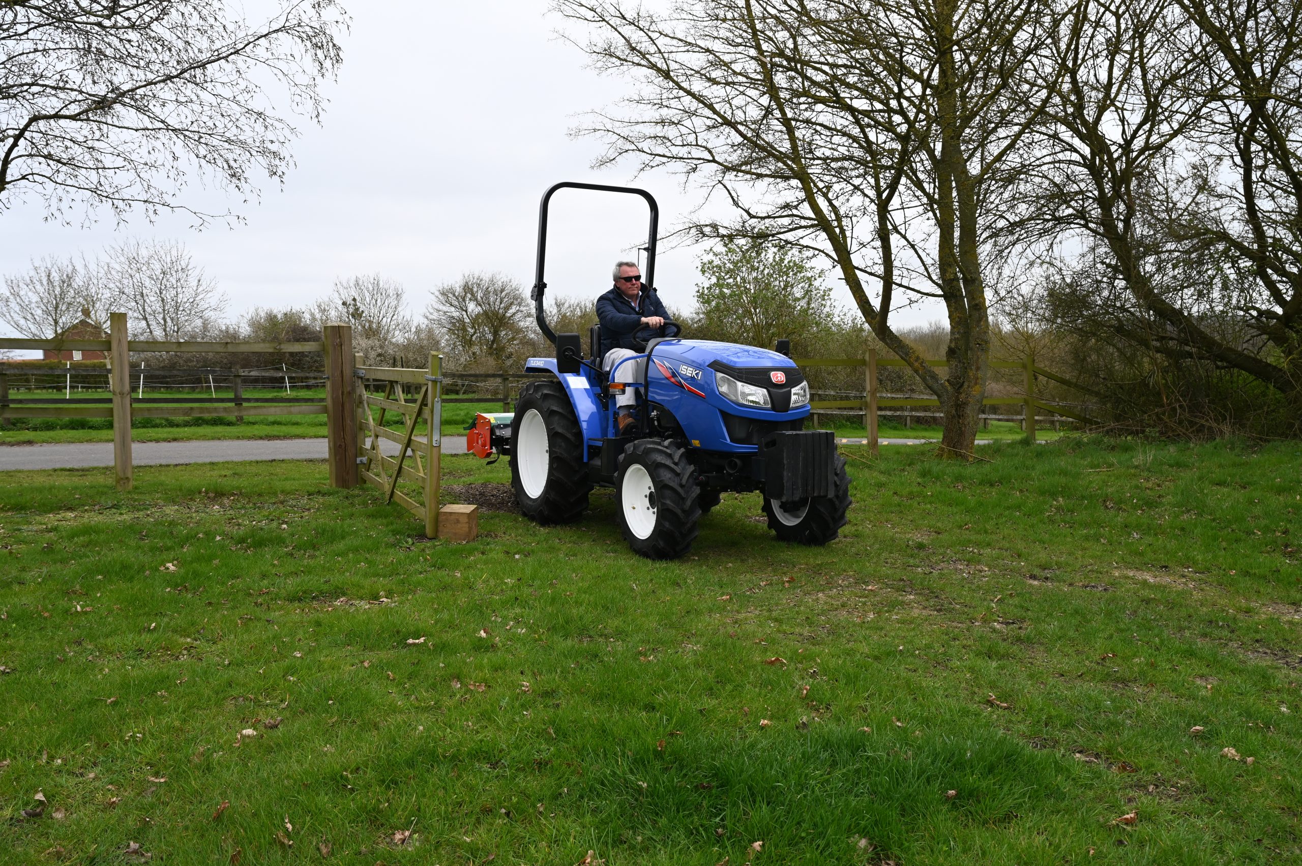 TLE Series Tractor - Image 5