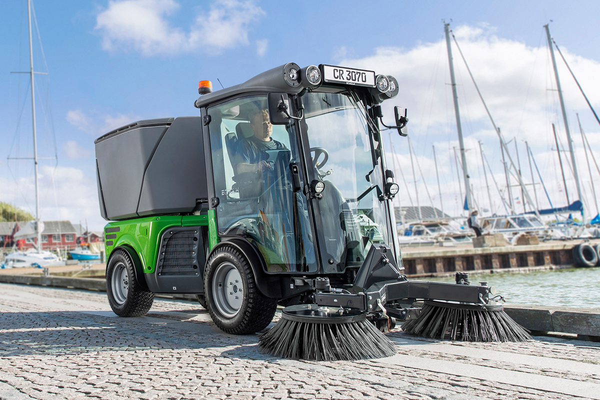 Egholm City Ranger 3070 Street Sweeper