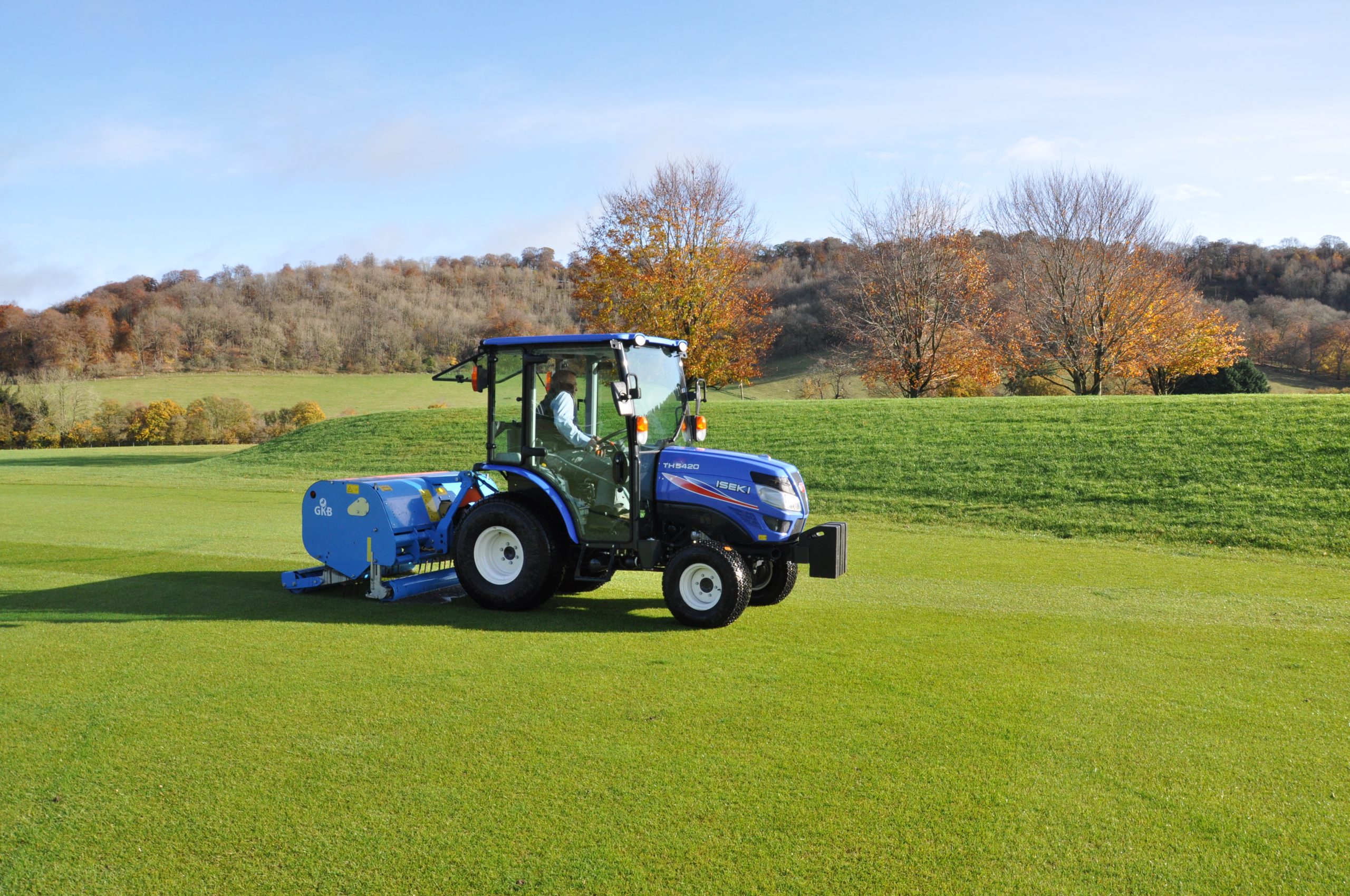 TH Series Tractor - Image 7