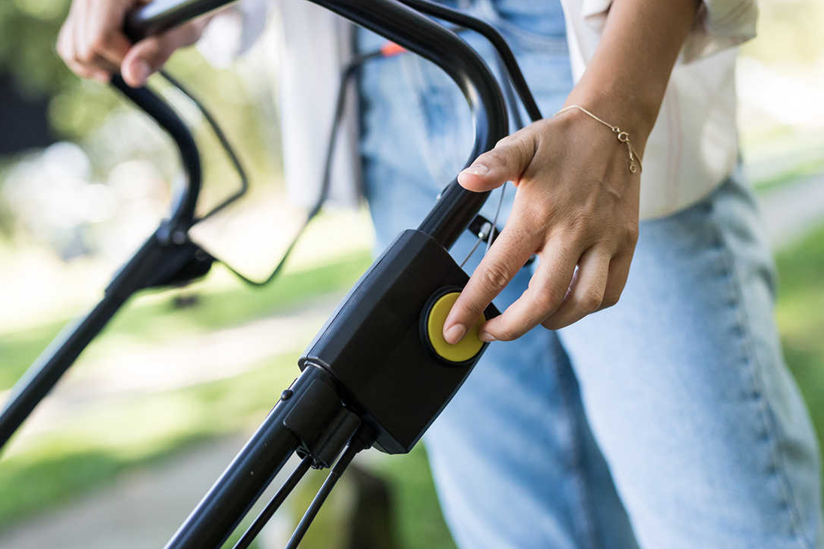 izy-ON Cordless Lawnmowers - Image 5