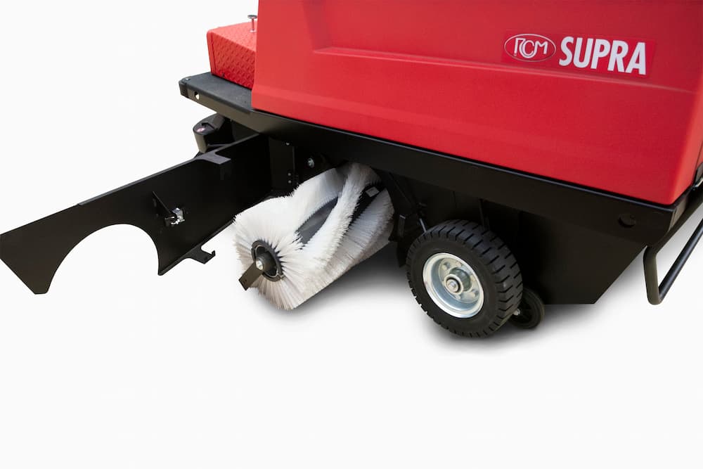 Supra Ride-on Floor Sweeper - Image 7